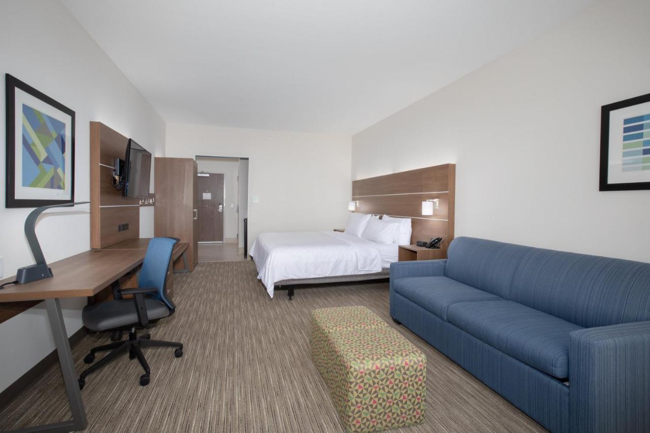 Holiday Inn Express & Suites - Goodland I-70 By Ihg Exterior photo