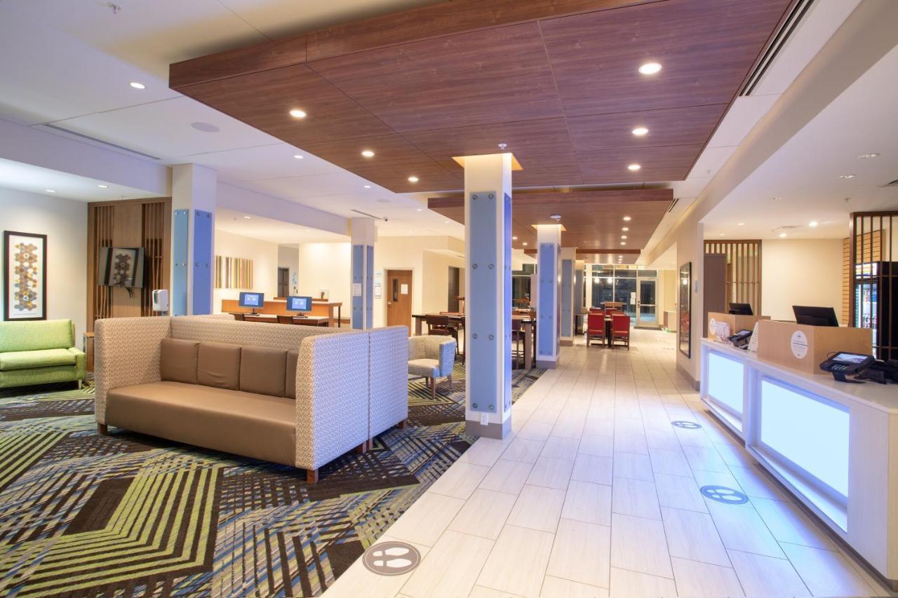Holiday Inn Express & Suites - Goodland I-70 By Ihg Exterior photo